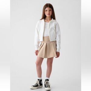 2/$15 Gap Kids Uniform Pleated Skirt Khaki M(8)